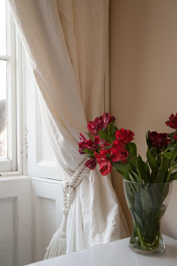 ソールズベリー Loder House Bed & Breakfast エクステリア 写真