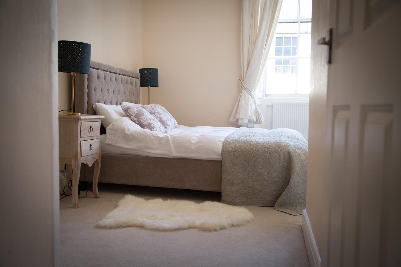 ソールズベリー Loder House Bed & Breakfast エクステリア 写真